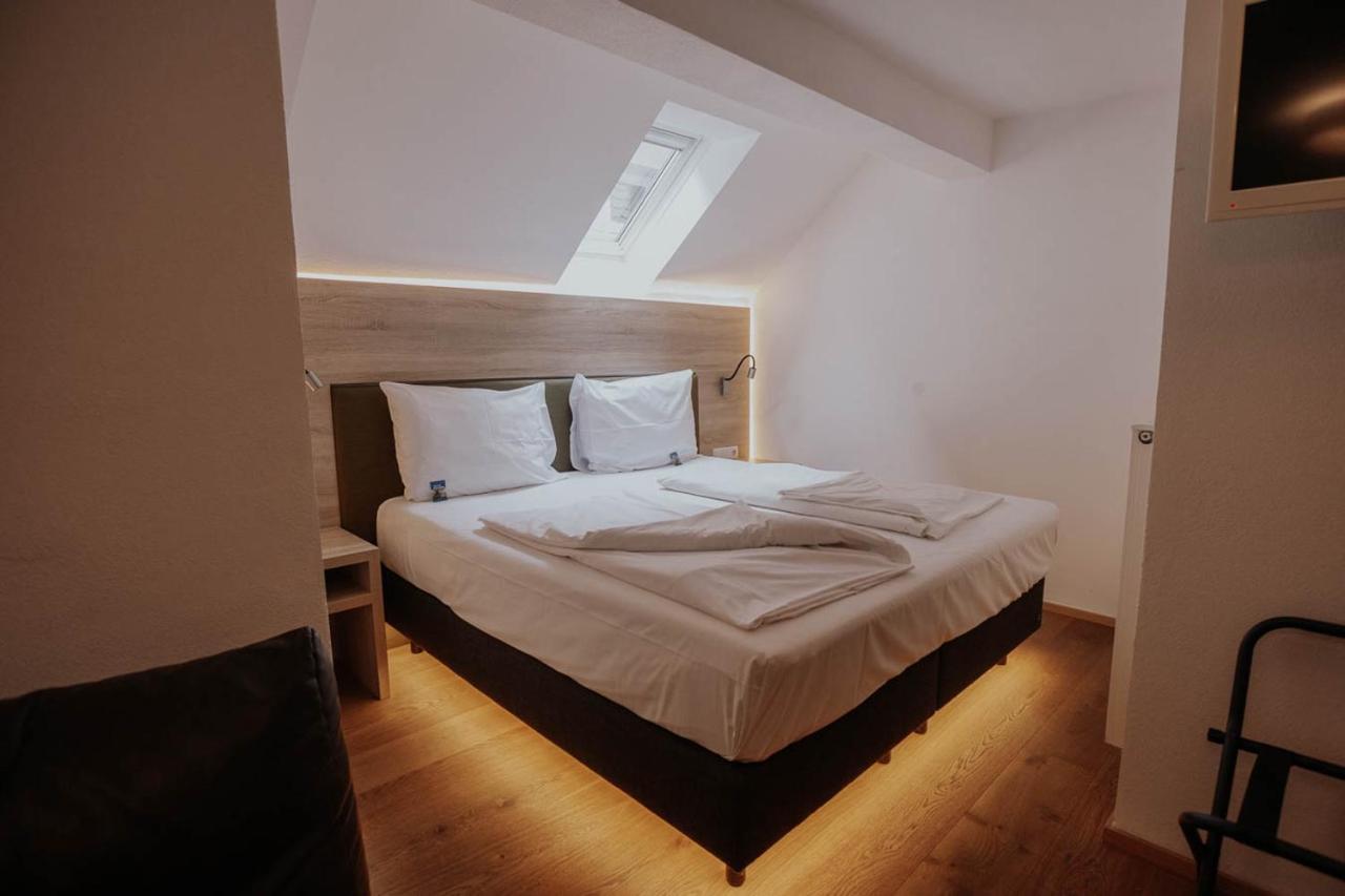Hotel Gasthaus Zur Sonne Dinkelsbühl Zewnętrze zdjęcie