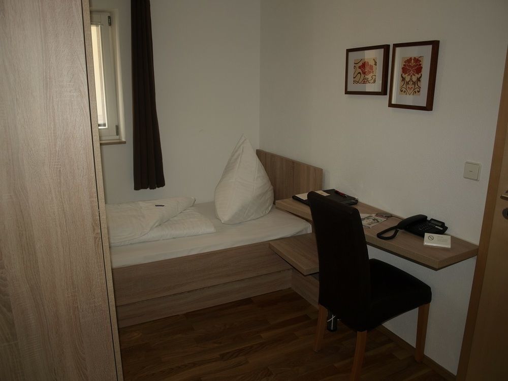 Hotel Gasthaus Zur Sonne Dinkelsbühl Zewnętrze zdjęcie